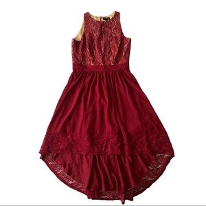 Le Château Lace Chiffon High Low Dress, size M